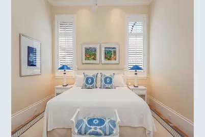 2170 Miramonte Way, Naples, FL 34105 - Photo 12