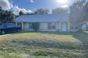 2531 47th Terrace SW, Naples, FL 34116 - Photo 2