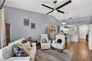 8160 Summerlin Village Cir, Fort Myers, FL 33919 - Photo 12