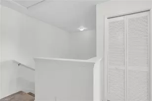 7655 Meadow Lakes Dr, Naples, FL 34104 - Photo 10