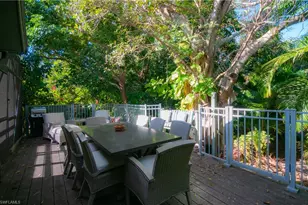 1313 Solana Rd W, Naples, FL 34103 - Photo 26