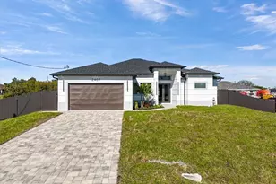 2407 Carvell Ave N, Lehigh Acres, FL 33971 - Photo 2