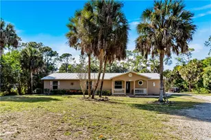 1867 17th St SW, Naples, FL 34117 - Photo 4