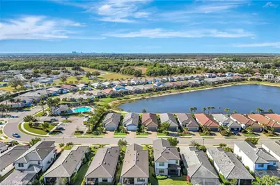 2240 Yellowfin Cir, Naples, FL 34114 - Photo 34