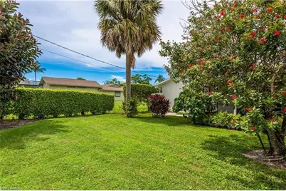 630 95th Ave N #A, Naples, FL 34108 - Photo 28