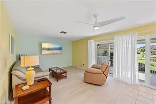 378 Palm Dr, Naples, FL 34112 - Photo 12