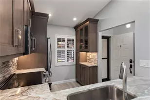 2034 Pine Isle Ln, Naples, FL 34112 - Photo 4