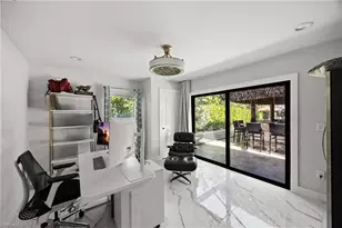 1890 Oakes Blvd, Naples, FL 34119 - Photo 18