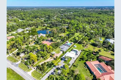 1890 Oakes Blvd #SE, Naples, FL 34119 - Photo 44