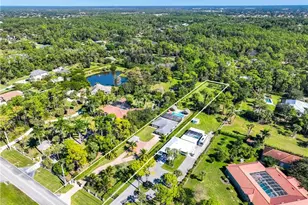 1890 Oakes Blvd, Naples, FL 34119 - Photo 44