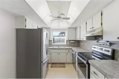 853 SE 46th Ln #105, Cape Coral, FL 33904 - Photo 12