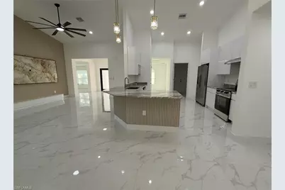 704 Cortez Ave, Lehigh Acres, FL 33972 - Photo 6