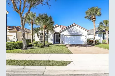 3935 Jasmine Lake Cir, Naples, FL 34119 - Photo 2