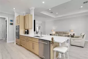 3935 Jasmine Lake Cir, Naples, FL 34119 - Photo 8