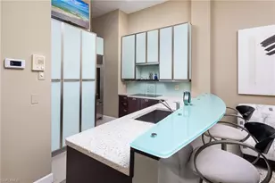 450 10th Ave S, Naples, FL 34102 - Photo 10