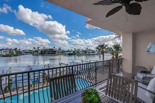 10620 Gulf Shore Dr, Naples, FL 34108 - Photo 20