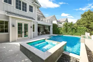 91 14th St S, Naples, FL 34102 - Photo 8