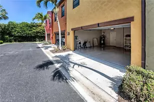 8949 Malibu St, Naples, FL 34113 - Photo 22