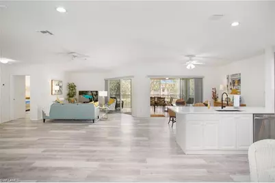 700 Diamond Cir #706, Naples, FL 34110 - Photo 4