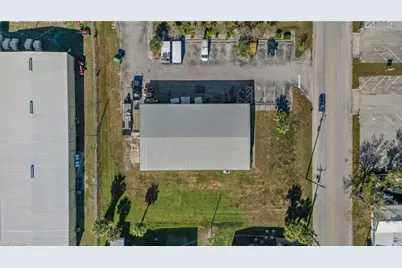 28065 Cleveland Ave, Punta Gorda, FL 33982 - Photo 2