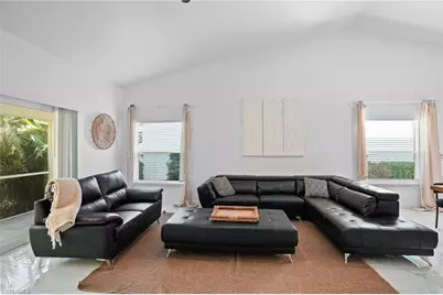 3141 Carriage Cir, Naples, FL 34105 - Photo 6