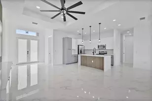 3812 9th St SW, Lehigh Acres, FL 33976 - Photo 4