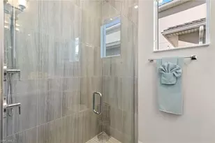 9098 Montserrat Dr, Naples, FL 34114 - Photo 24