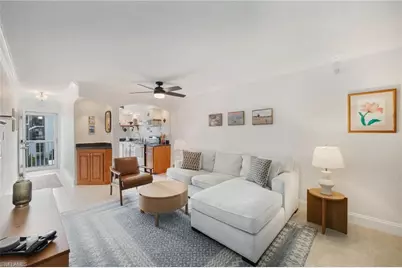 72 7th St S #206, Naples, FL 34102 - Photo 6