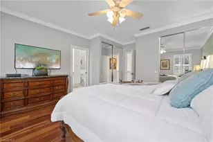 5561 Cove Cir, Naples, FL 34119 - Photo 24