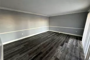 160 Lake Point Ln, Naples, FL 34112 - Photo 2