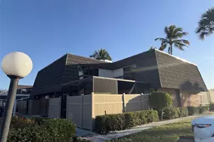 160 Lake Point Ln, Naples, FL 34112 - Photo 14