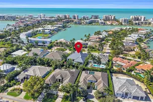 3110 Leeward Ln, Naples, FL 34103 - Photo 4