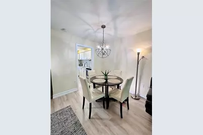72 7th St S #306, Naples, FL 34102 - Photo 10