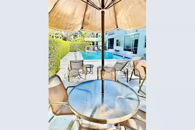 72 7th St S #306, Naples, FL 34102 - Photo 4