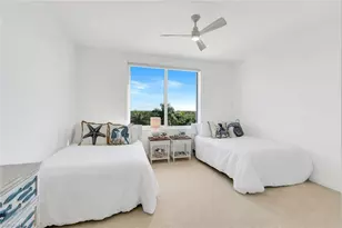 265 Indies Way, Naples, FL 34110 - Photo 22