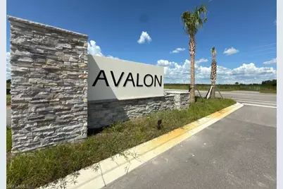 391 Radiant Sun Ln, Lehigh Acres, FL 33936 - Photo 14