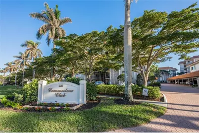 222 Harbour Dr #218, Naples, FL 34103 - Photo 6