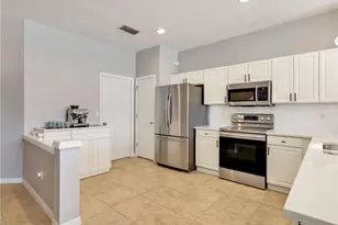 15918 Marcello Cir, Naples, FL 34110 - Photo 4