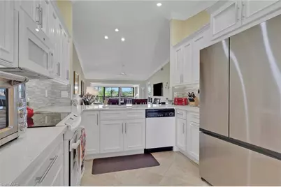 406 Foxtail Ct #406, Naples, FL 34104 - Photo 2