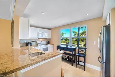 1700 Pine Valley Dr #206, Fort Myers, FL 33907 - Photo 4