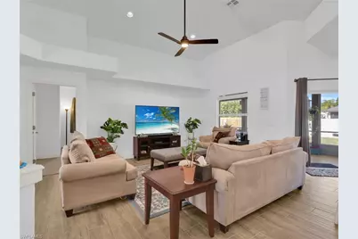 10611 Ankeny Ln, Bonita Springs, FL 34135 - Photo 4