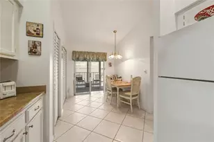 470 Country Hollow Ct, Naples, FL 34104 - Photo 14