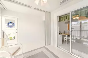 470 Country Hollow Ct, Naples, FL 34104 - Photo 6