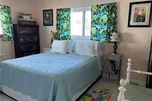 864 SE 41st St, Cape Coral, FL 33904 - Photo 14