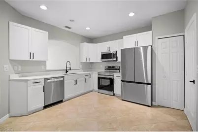 9648 Roundstone Cir, Fort Myers, FL 33967 - Photo 8