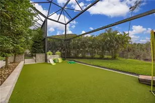 2941 Azure Bay Ct, Naples, FL 34119 - Photo 4