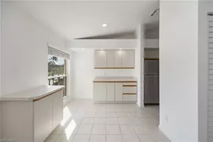 815 Gulf Pavilion Dr, Naples, FL 34108 - Photo 6