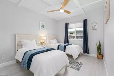 794 95th Ave N, Naples, FL 34108 - Photo 14