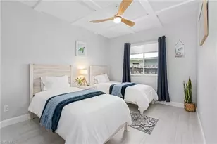 794 95th Ave N, Naples, FL 34108 - Photo 14