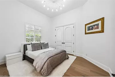 538 Riviera Dr, Naples, FL 34103 - Photo 18